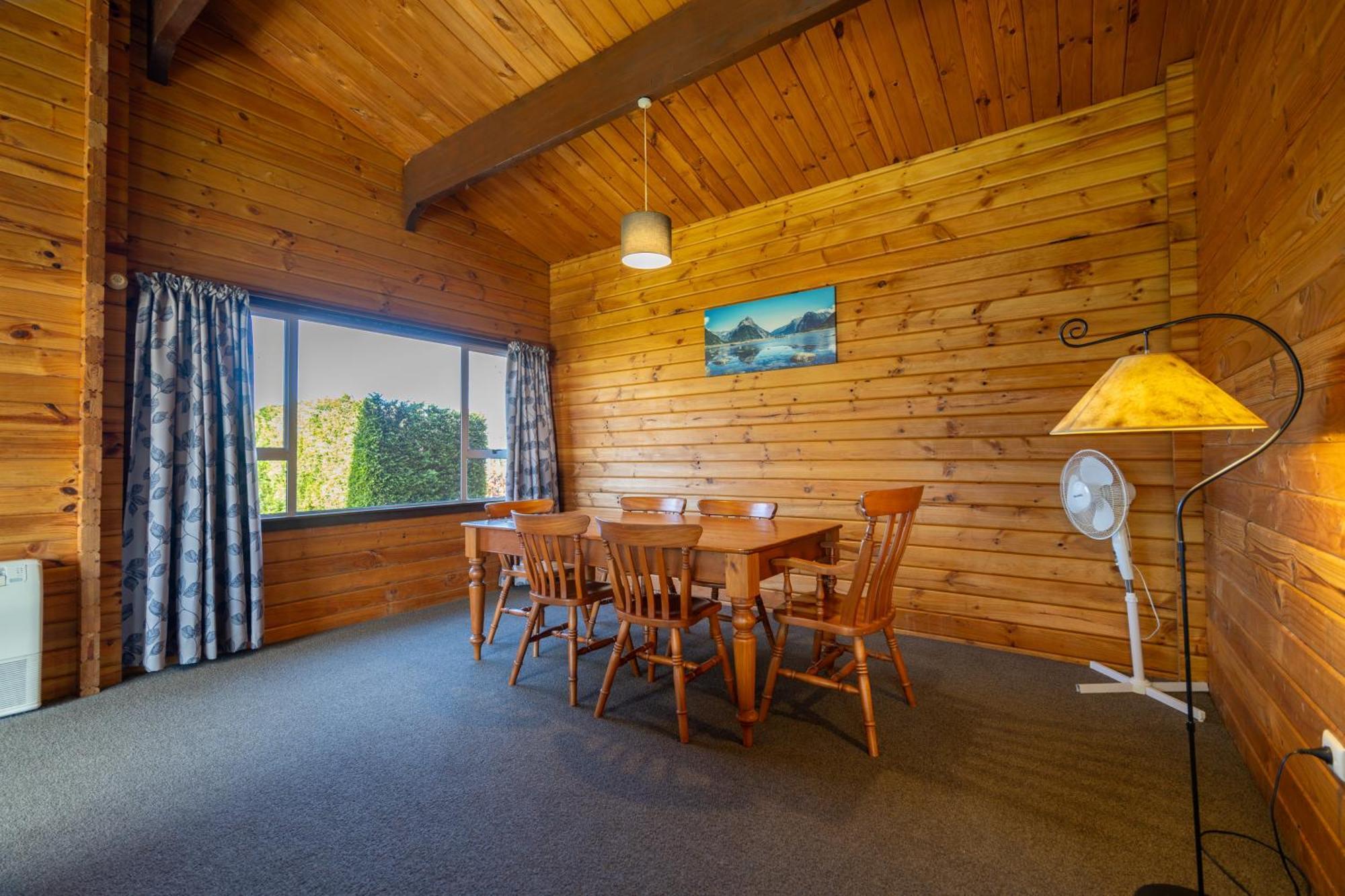 Te Anau Top 10 Holiday Park And Motels Экстерьер фото