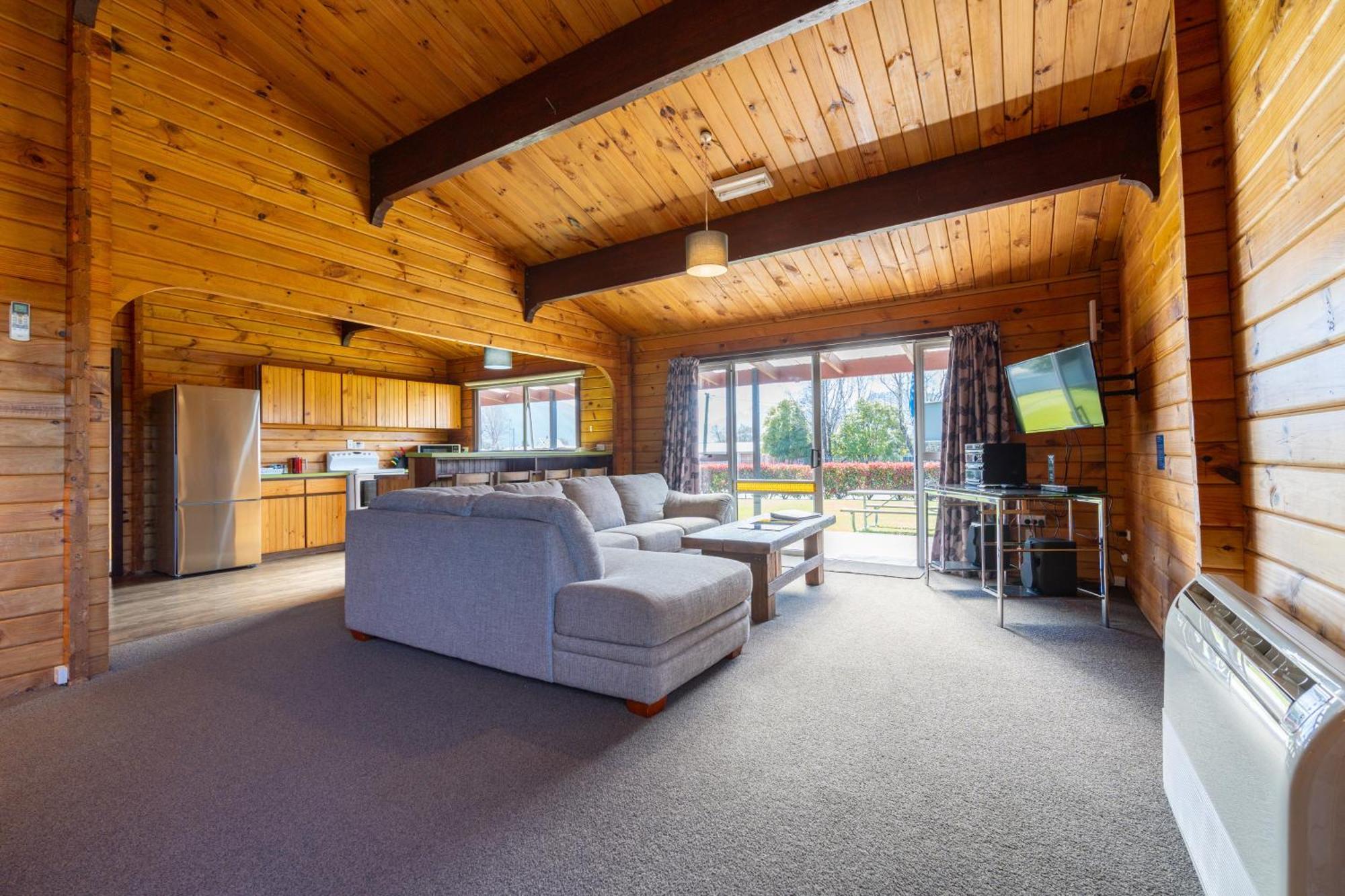 Te Anau Top 10 Holiday Park And Motels Экстерьер фото