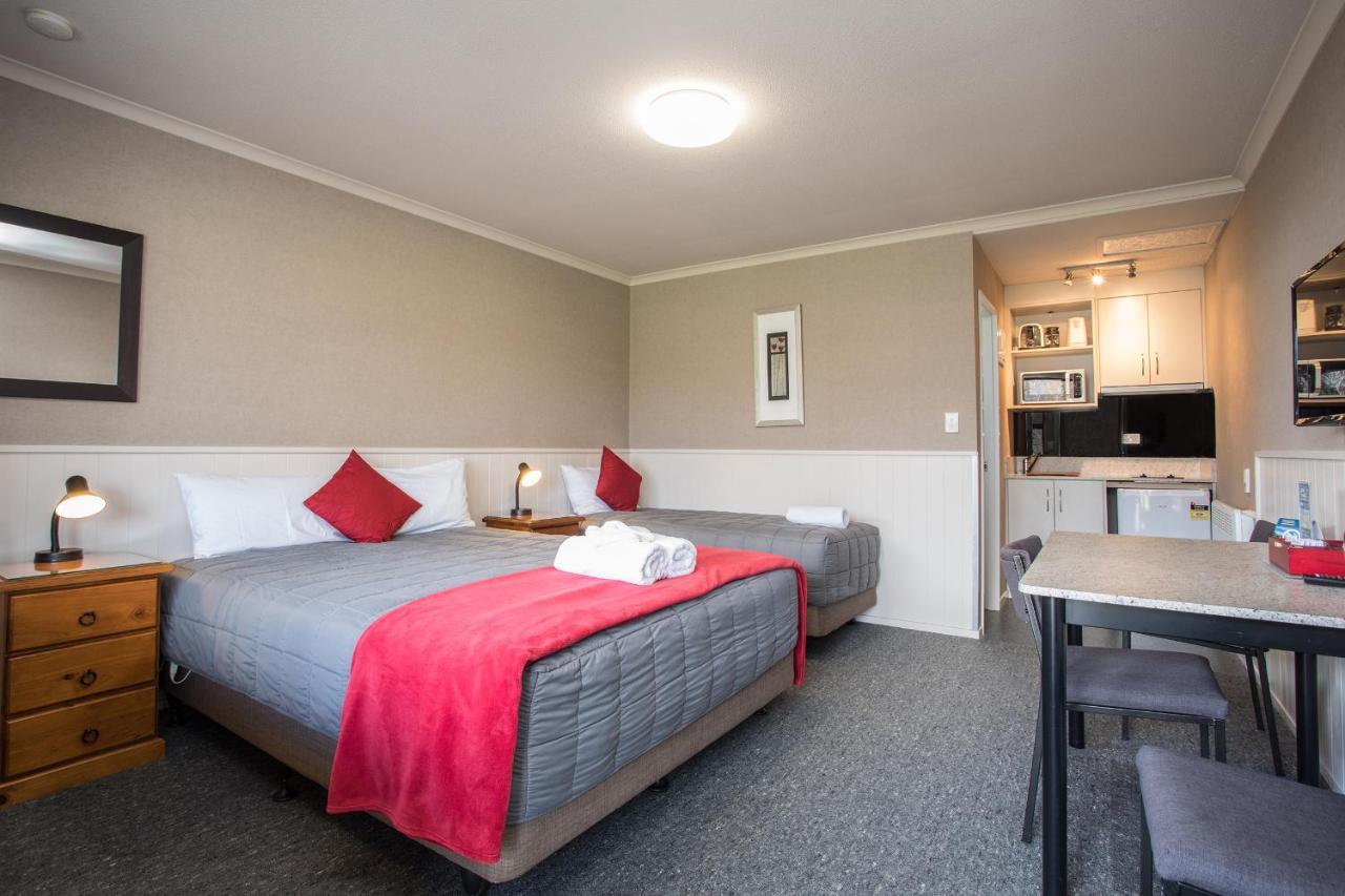 Te Anau Top 10 Holiday Park And Motels Экстерьер фото